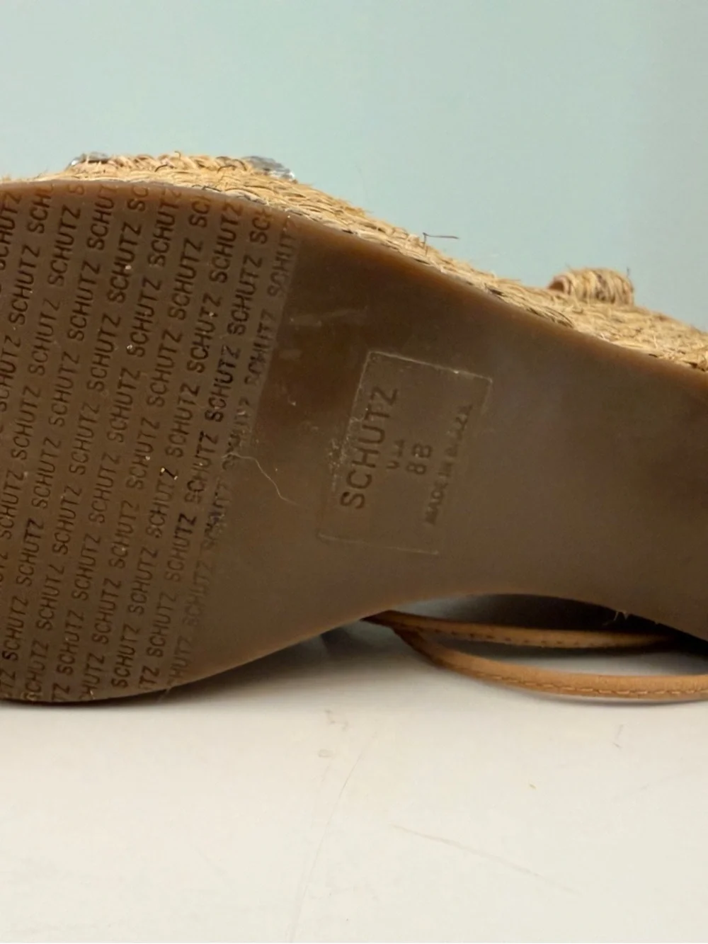 Schutz Raffia Platform Wedge Sandals Tan T Strap Size 8